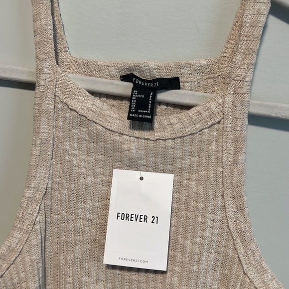 Cropped tank top - Picture 2 of 2